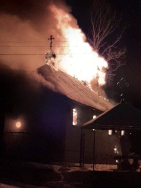 Підозрюють підпал: напередодні Водохреща в області згорів храм – 01 Підозрюють підпал: напередодні Водохреща в області згорів храм – 01