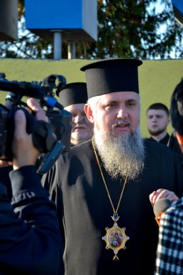 Митрополит Епіфаній здійснив перший офіційний візит на Закарпаття – 01 Митрополит Епіфаній здійснив перший офіційний візит на Закарпаття – 01