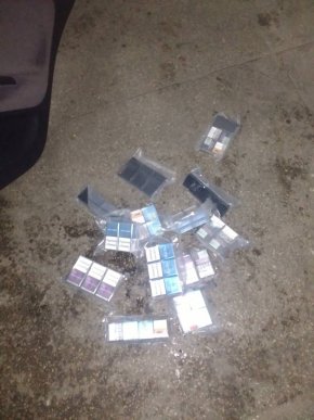 Прикордонники виявили в легковику закарпатця тайники з цигарками – 05