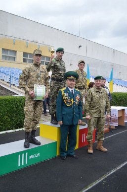 Мукачівські прикордонники вшанували пам’ять своїх колег забігом – 06