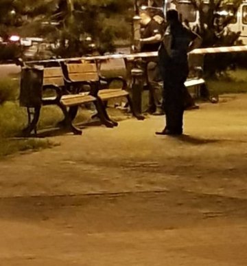 Вчора поліція перекривала проспект Свободи в Ужгороді через підозрілу сумку – 04