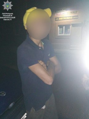 Вночі у Мукачеві патрульні зупинили п’яного водія – 01