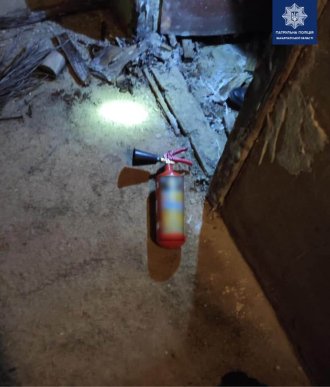 Двоє чоловіків вночі проникли на приватну територію у Мукачеві – 04 Двоє чоловіків вночі проникли на приватну територію у Мукачеві – 04