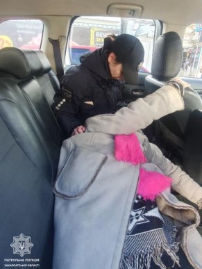 ТОРівці допомогли жінці, яка посеред вулиці втратила свідомість – 02