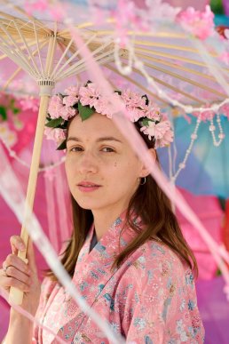 «Острівець Японії»: в Ужгороді провели акцію «Фото патріота» з сакурами – 08