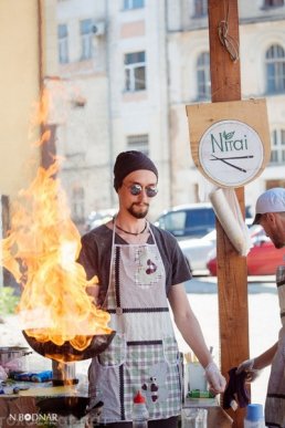 В Ужгороді стартувала "Міська барахолка" – 03