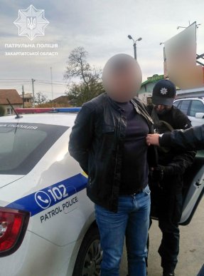 У Мукачеві викрали автомобіль і чоловіка – 01 У Мукачеві викрали автомобіль і чоловіка – 01
