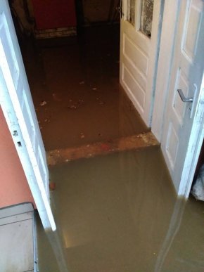 На Рахівщині гірський струмок затопив ціле село – 01