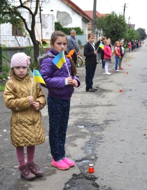 У Буштині попрощались з бійцем АТО Павлом Дурундою – 08