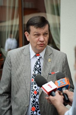 Роль громадських організацій в консолідації українського суспільства обговорювали в Мукачеві – 41