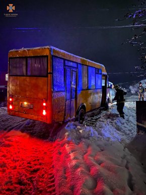 Рятувальники показали наслідки негоди, яка вирувала на Закарпатті – 01 Рятувальники показали наслідки негоди, яка вирувала на Закарпатті – 01