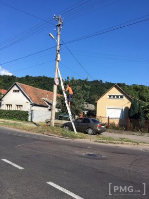 Обмежувач великогабаритного транспорту на Підгорянській простояв менше двох діб – 03