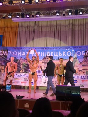 Хустянин став абсолютним чемпіоном відкритого чемпіонату Буковини з бодібілдингу "Золотий бук" – 02