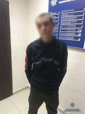 В Ужгороді чоловік здивував поліцейських – 01