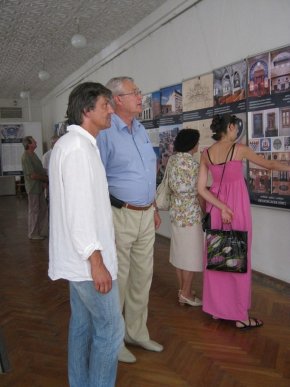 Роботи архітектора, який спроектував будівлю кінотеатру "Перемога" та Будинку офіцерів, показують у Мукачівській картинній галереї (ФОТО) – 10