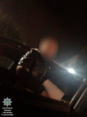 В Ужгороді жінка за ніч двічі попалась патрульним під час керування авто у нетверезому стані – 02
