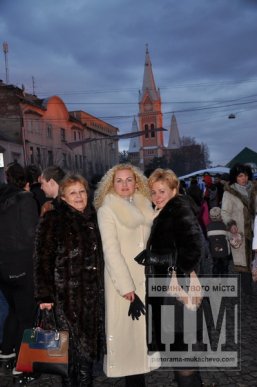Цьогоріч “Червене вино” в першу чергу нагадує фестиваль шашлику, а вже потім вина – турист із Німеччини (ФОТОРЕПОРТАЖ) – 28