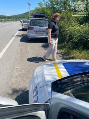 Патрульні розповіли про випадок, який стався поблизу села Великі Лази – 02