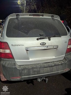 На Закарпатті правоохоронці затримали водія та пасажира – 04 На Закарпатті правоохоронці затримали водія та пасажира – 04