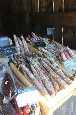 У Мукачеві розпочався фестиваль "Огинь і мнясо": асортимент та ціни – 17