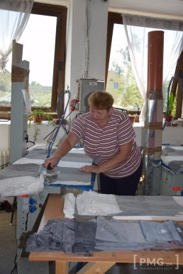 На Мукачівщині виготовляють текстиль для відомих світових брендів – 08