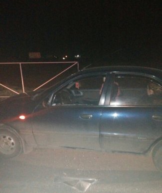 Конфлікт на парковці біля "Епіцентру" у Мукачеві коштував одному з його учасників розбитого бокового скла – 03