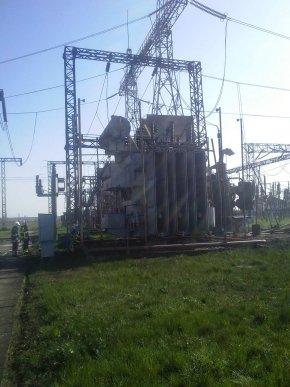 З’явились фото пожежі на підстанції "Мир" у Ключарках – 02