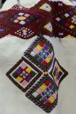 В Ужгороді відкрили студію закарпатської вишивки – 05