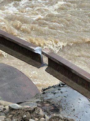 Рух тимчасово призупинений: що трапилось в одному з районів Закарпаття – 04