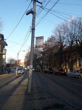 У Мукачеві наводять лад із зовнішньої рекламою – 04