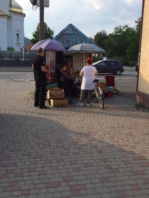 Через зухвалу продавчиню у Мукачеві довелося викликати патрульних – 04