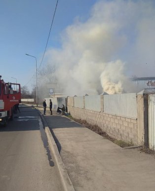 Один з мікрорайонів Мукачева накрив дим: що сталося – 02