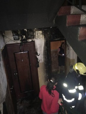 Масштабна пожежа на Закарпатті: троє врятованих та вісім евакуйованих – 01