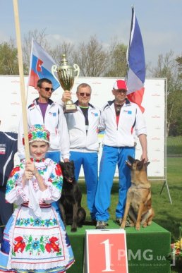 Збірна Франції перемогла на чемпіонаті світу зі слідової роботи службових собак – 55