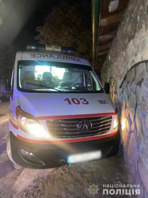 Закарпатець під дією наркотиків, викрав автомобіль "швидкої" і скоїв ДТП – 03 Закарпатець під дією наркотиків, викрав автомобіль "швидкої" і скоїв ДТП – 03