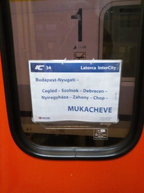 Поїзд "Будапешт-Мукачево" вперше рушив зі столиці Угорщини – 03