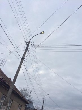 У мікрорайоні Борок Телеп в Мукачеві навіть вдень освітлюються вулиці (ФОТО) – 04