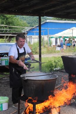 Юні футболісти з гірських сіл боролись за «Кубок Дубового» – 04 Юні футболісти з гірських сіл боролись за «Кубок Дубового» – 04