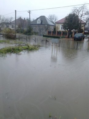 Негода на Перечинщині: у Зарічеві через сильні зливи підтоплені вулиці – 02