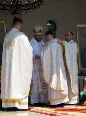 Тисячі паломників із кількох областей України зібралися на Закарпатті – 04