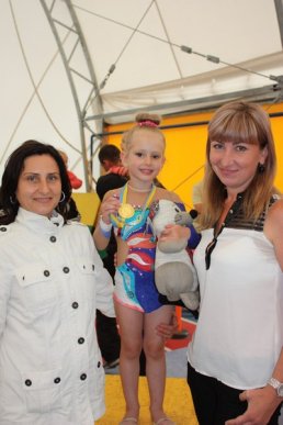 Двоє молодих мукачівок тріумфували на всеукраїнському турнірі з художньої гімнастики – 05