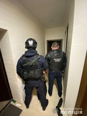 Масштабні обшуки провели сьогодні на Закарпатті і в Львівській області – 01