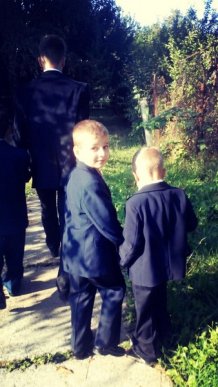 Шкільний фотоальбом: як учні Мукачева 1 Вересня відзначали (ФОТОРЕПОРТАЖ) – 09