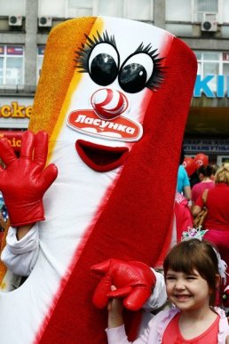 "Ласунка" підготувала мукачівцям незабутнє свято морозива – 07 "Ласунка" підготувала мукачівцям незабутнє свято морозива – 07