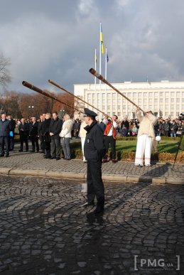 Патрульні поліцейські Ужгорода та Мукачева урочисто присягнули перед народом – 19 Патрульні поліцейські Ужгорода та Мукачева урочисто присягнули перед народом – 19