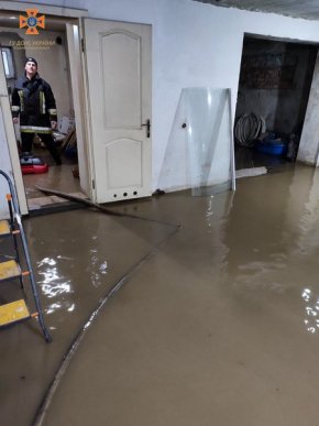 Рятувальники показали наслідки негоди на Закарпатті – 02