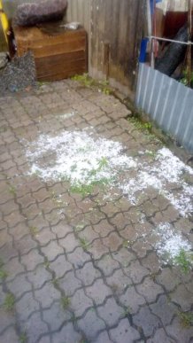 В Ужгороді потужний дощ з градом перетворив вулиці на ріки – 05