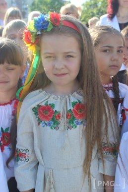 У Мукачівській ЗОШ №11 урочисто відзначили свято останнього дзвоника – 07 У Мукачівській ЗОШ №11 урочисто відзначили свято останнього дзвоника – 07