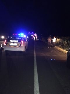 Моторошна ДТП на Мукачівщині: двоє загинуло, ще трьох пасажирів, включаючи дитину, забрала швидка – 02