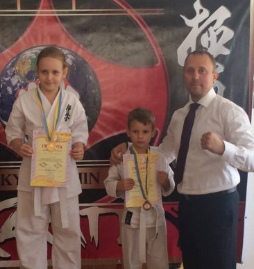 У Мукачеві відбулися змагання з кіокушинкай карате – 07